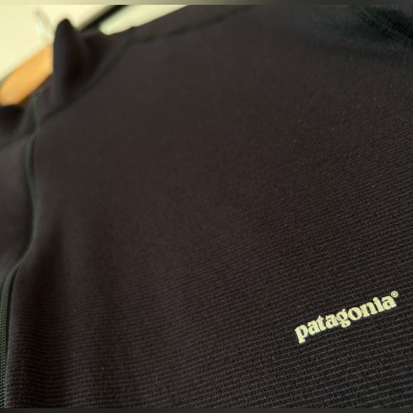 Vintage Y2K Patagonia 1/2 zip base layer sweater pullover gorpcore fleece - Picture 3 of 12